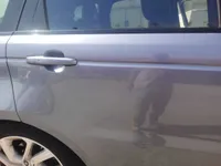 الباب الأمامى الأيسر
