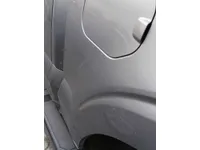 الباب الأمامى الأيسر