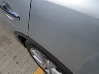 ألواح هيكل السيارة الأيسر