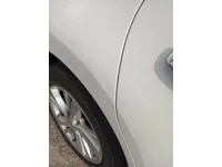 الرفرف الجانبي الأيسر