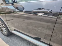 الباب الأمامى الأيسر