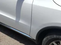 الرفرف الجانبى الأيمن