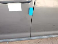 الباب الأمامى الأيسر