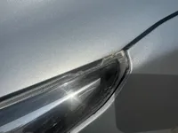 الأنوار الأمامية اليسار