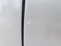 الباب الأمامى الأيسر