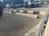 الباب الأمامى الأيمن