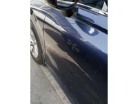 الباب الأمامى الأيسر
