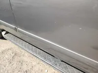 الباب الأمامى الأيمن
