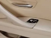 مخدوش / فيه صدمة