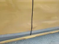 الباب الأمامى الأيمن