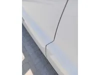 الباب الأمامى الأيسر