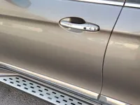 الباب الأمامى الأيسر