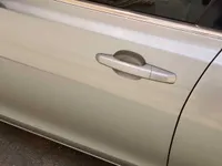 الباب الأمامى الأيسر