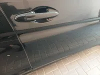 الباب الأمامى الأيمن