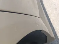 الباب الأمامى الأيسر
