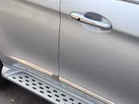 الباب الأمامى الأيمن