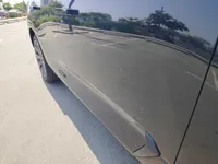 الباب الأمامى الأيمن