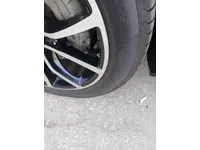 Car Rims (scratch & dent free)