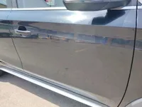 الباب الأمامى الأيمن