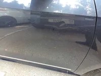 الباب الأمامى الأيمن