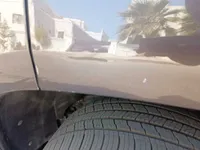 ألواح هيكل السيارة الأيسر