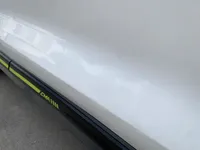 الباب الأمامى الأيمن
