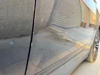 الباب الأمامى الأيمن