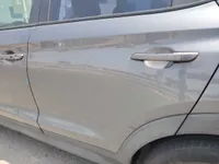 الباب الخلفى الأيسر