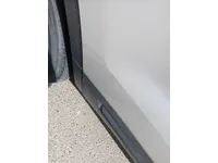 الباب الأمامى الأيمن
