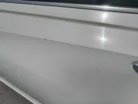 الباب الأمامى الأيسر