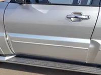 الباب الأمامى الأيسر