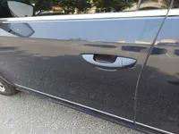 الباب الأمامى الأيسر