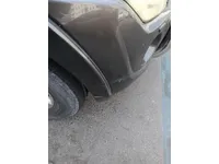 الرفرف الجانبي الأيسر