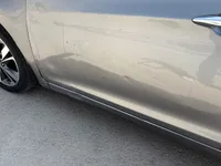 الباب الأمامى الأيسر