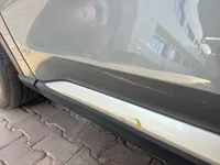الباب الأمامى الأيسر