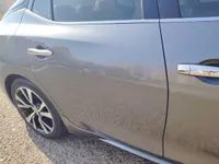 الباب الخلفى الأيمن