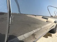 الباب الأمامى الأيمن
