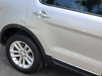الباب الخلفى الأيمن