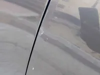 الباب الأمامى الأيسر
