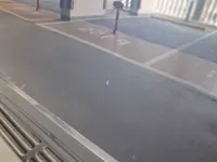 الباب الأمامى الأيسر