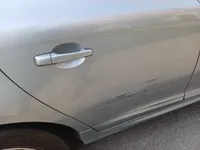 الباب الخلفى الأيمن