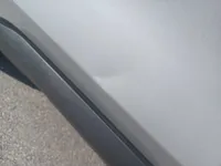 الباب الأمامى الأيمن