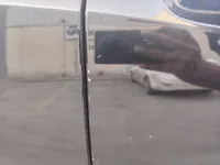 الباب الخلفى الأيمن
