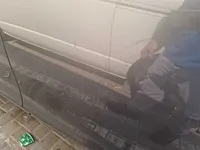 الباب الأمامى الأيمن
