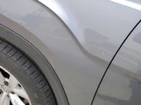 الباب الأمامى الأيسر