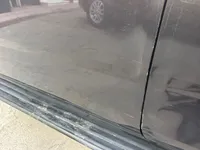الباب الأمامى الأيسر