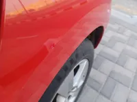 الباب الأمامى الأيسر