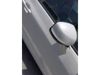 الباب الأمامى الأيمن