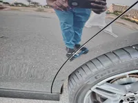 ألواح هيكل السيارة الأيسر