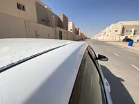 سقف السيارة